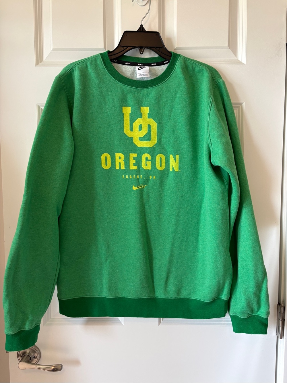 Oregon Ducks Nike Green Crewneck with Yellow University of Oregon Logo